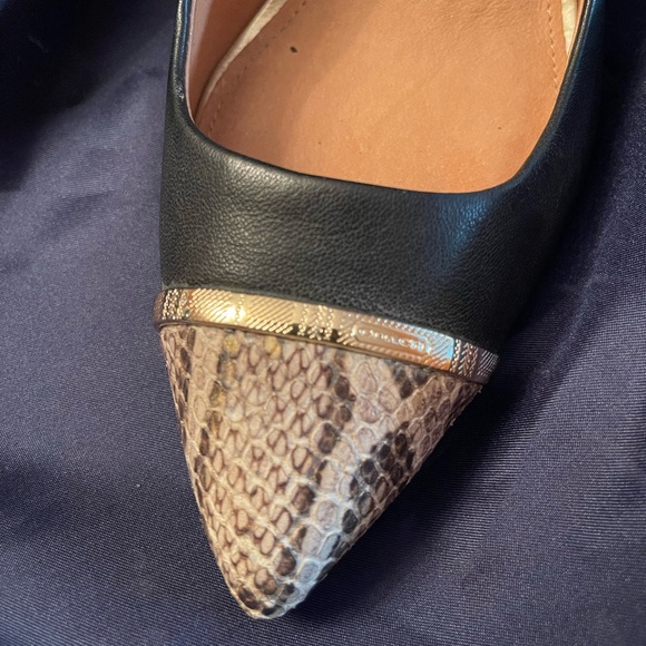 Black Coach Heels with snake print detail on the toe - Picture 2 of 4